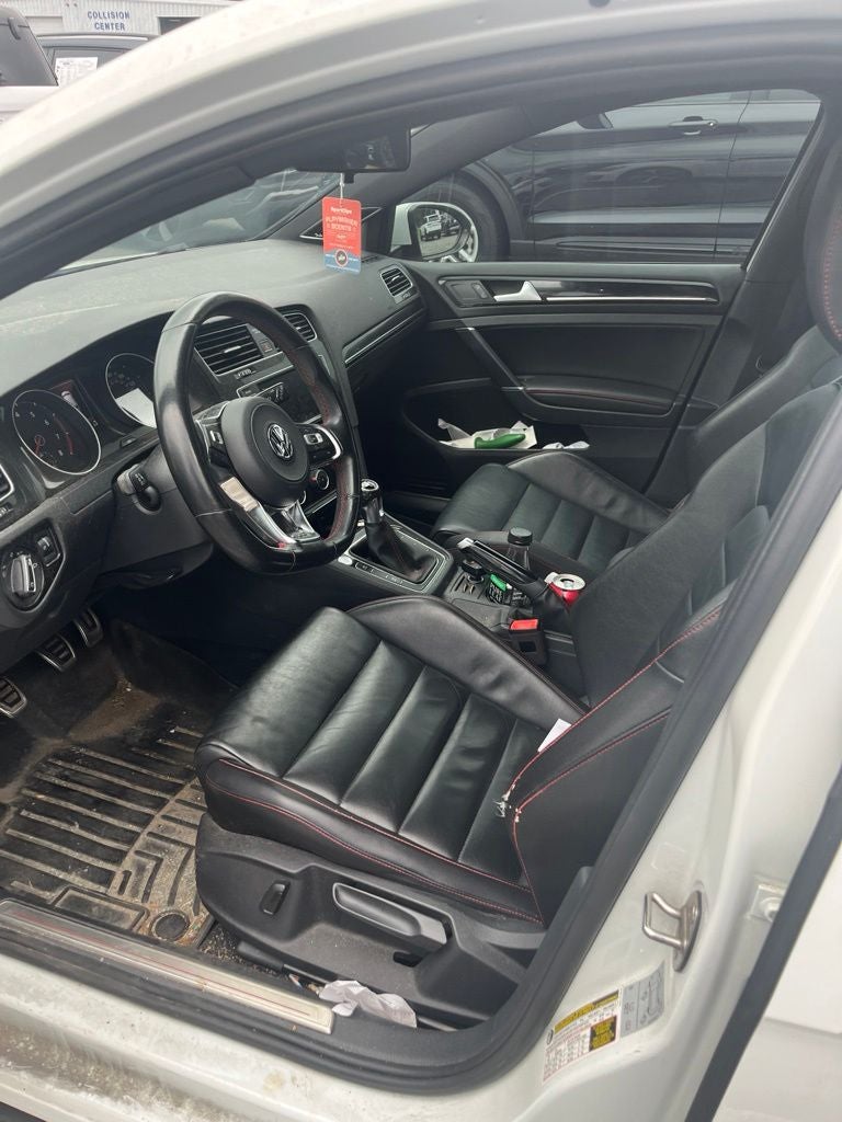 2017 Volkswagen Golf GTI SE