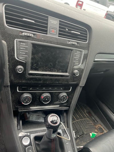 2017 Volkswagen Golf GTI SE