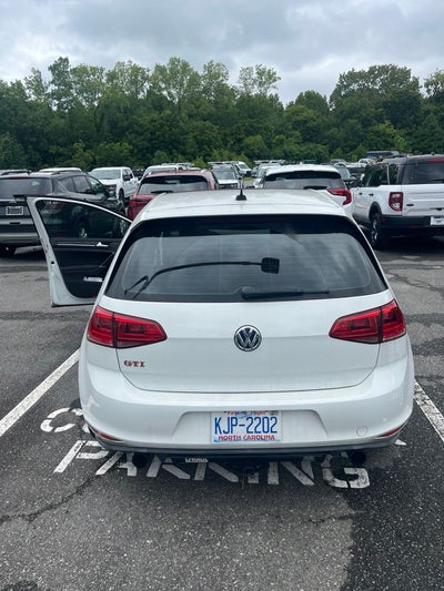 2017 Volkswagen Golf GTI SE