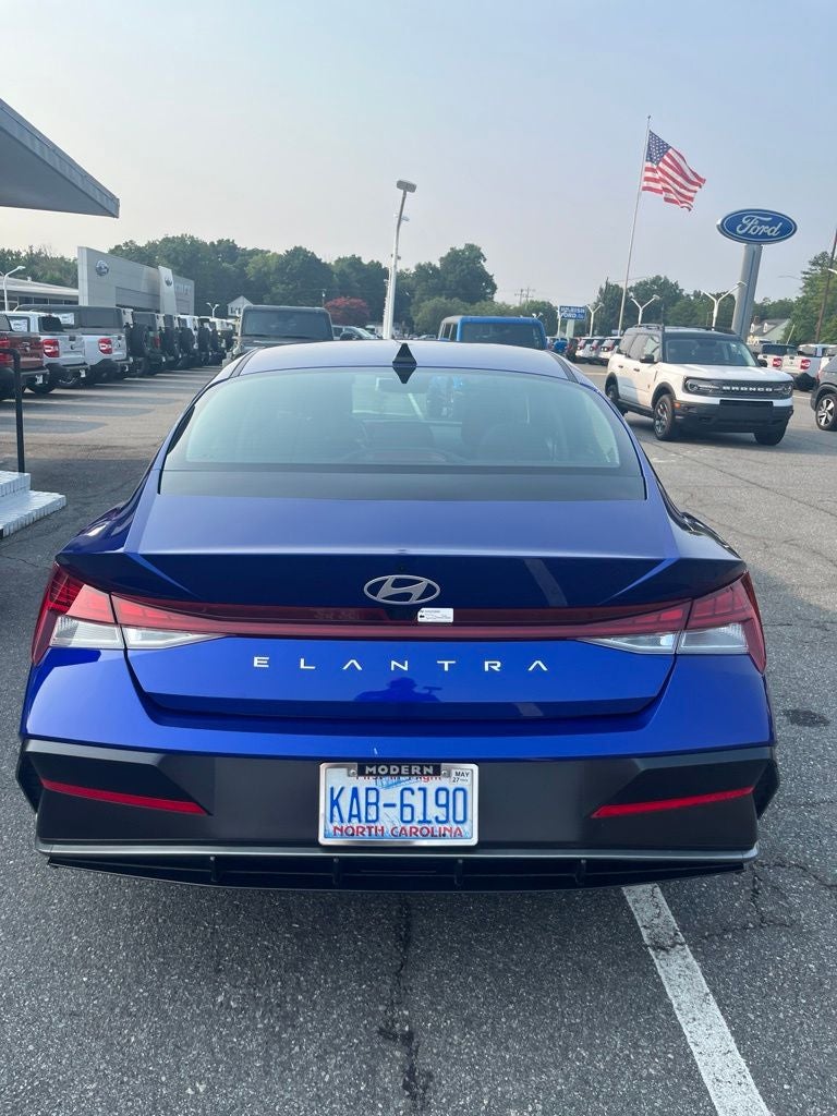 2025 Hyundai Elantra SEL Convenience