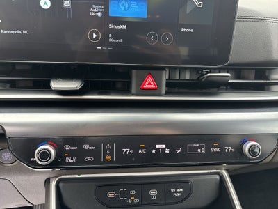 2025 Kia Carnival LXS