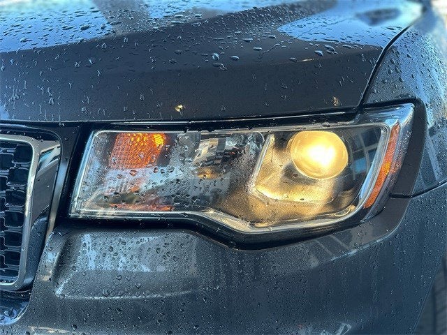 2020 Jeep GRAND CHEROKEE Laredo E