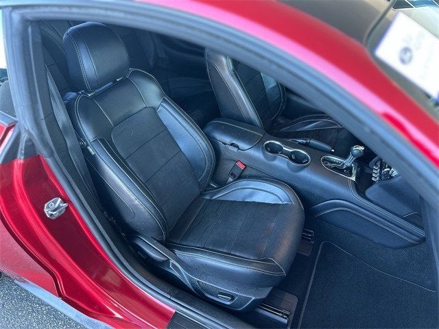 2020 Ford MUSTANG Premium