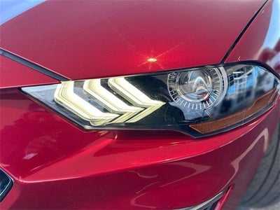 2020 Ford MUSTANG Premium