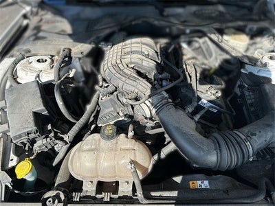 2016 Ford MUSTANG V6