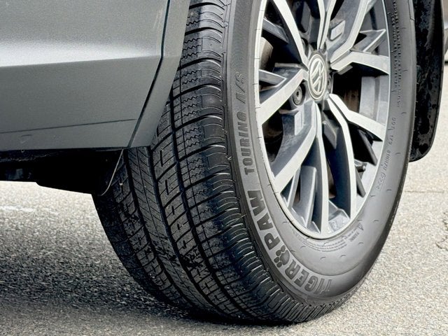 2020 Volkswagen TIGUAN Base