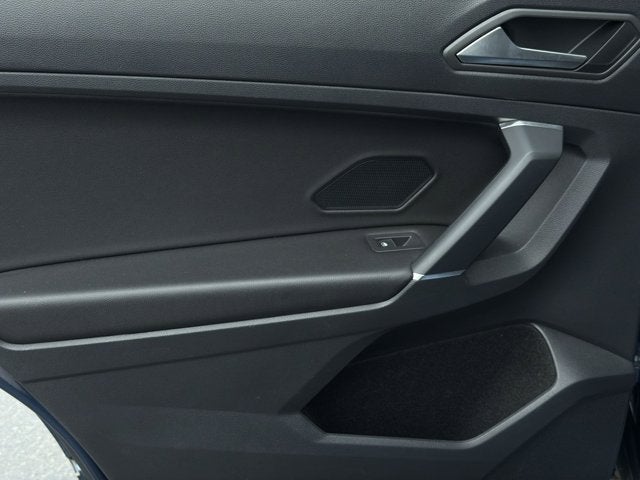 2020 Volkswagen TIGUAN Base