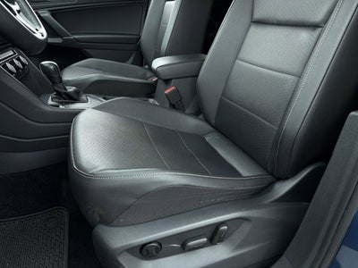 2020 Volkswagen TIGUAN Base