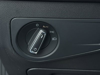 2020 Volkswagen TIGUAN Base