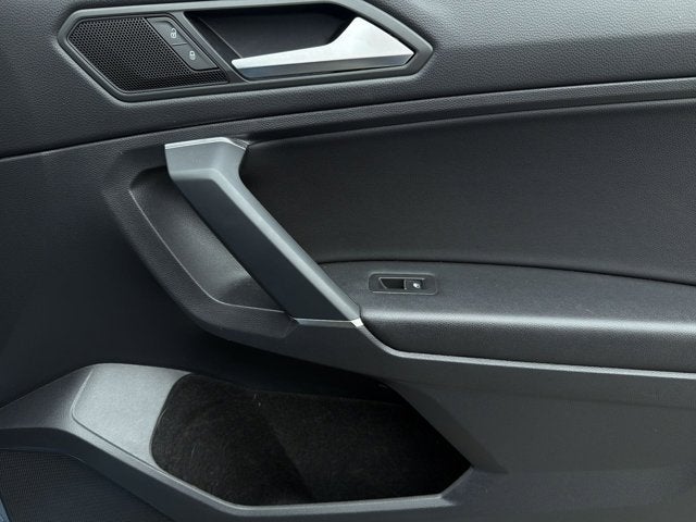 2020 Volkswagen TIGUAN Base