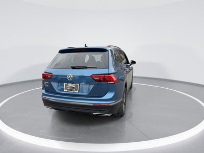2020 Volkswagen TIGUAN Base