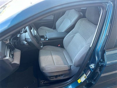 2025 Toyota CAMRY Base