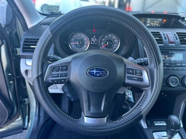 2015 Subaru FORESTER Limited