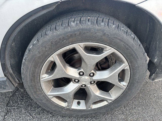 2015 Subaru FORESTER 2.5i Touring