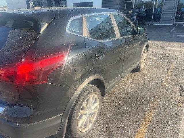 2018 Nissan Rogue Sport S