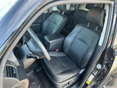 2021 Toyota 4 RUNNER Venture