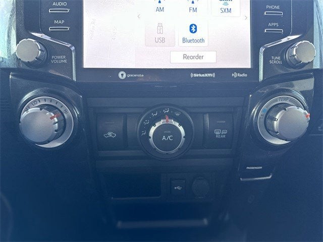 2021 Toyota 4 RUNNER Venture