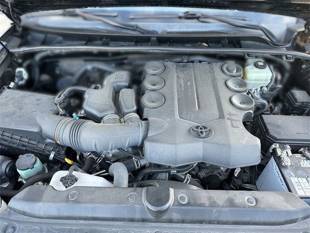 2021 Toyota 4 RUNNER Venture