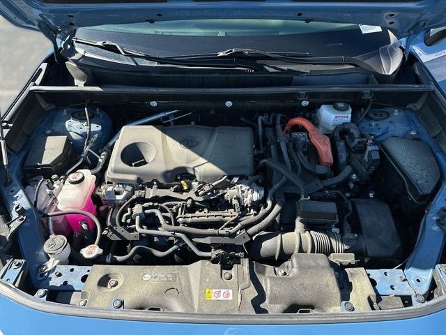 2024 Toyota RAV4 HYBRID SE
