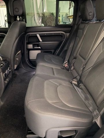 2024 Land Rover DEFENDER Outbound