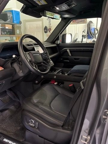 2024 Land Rover DEFENDER Outbound