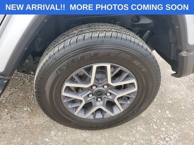 2024 Jeep Wrangler 4-Door Sahara 4x4