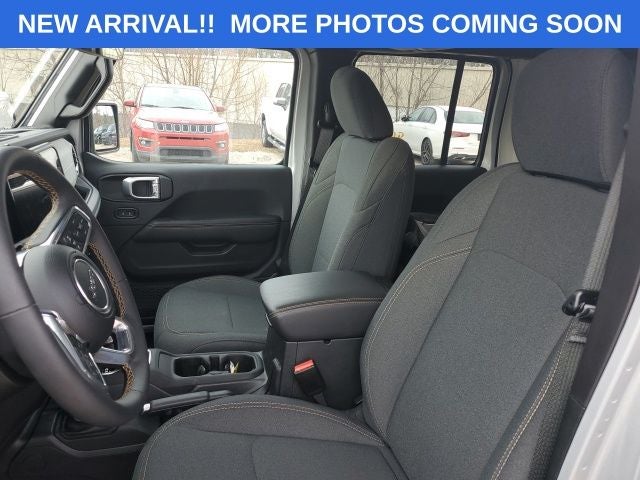 2024 Jeep Wrangler 4-Door Sahara 4x4