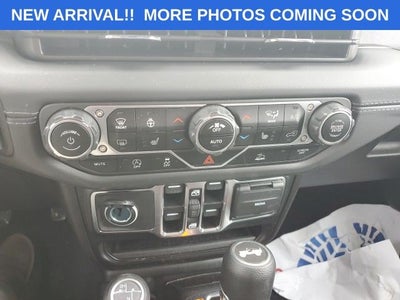 2024 Jeep Wrangler 4-Door Sahara 4x4