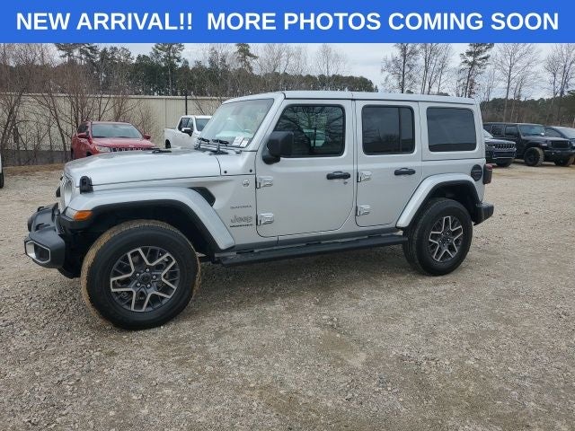 2024 Jeep Wrangler 4-Door Sahara 4x4