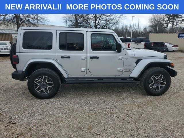 2024 Jeep Wrangler 4-Door Sahara 4x4