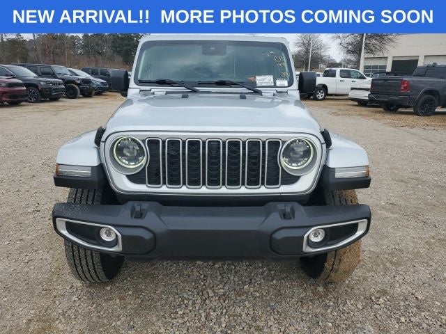 2024 Jeep Wrangler 4-Door Sahara 4x4