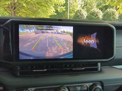 2024 Jeep Wrangler 4-Door Sahara 4x4