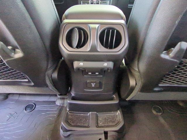 2024 Jeep Wrangler 4-Door Sahara 4x4