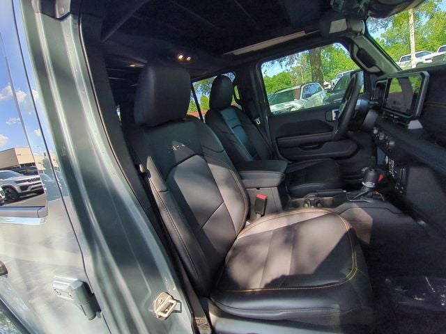 2024 Jeep Wrangler 4-Door Sahara 4x4