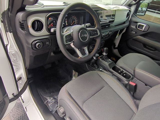 2025 Jeep Wrangler WRANGLER 4-DOOR SAHARA