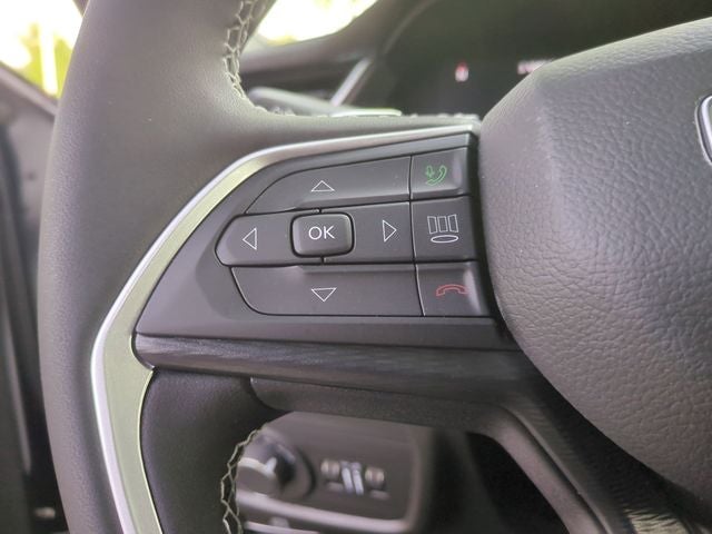 2025 Jeep Grand Cherokee GRAND CHEROKEE LAREDO X 4X2