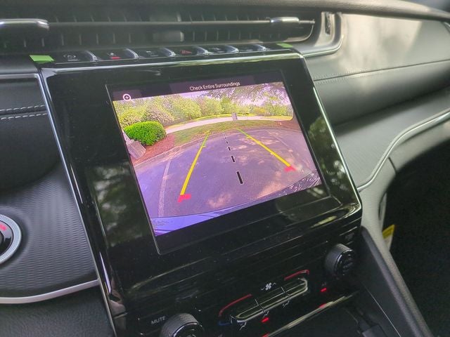 2025 Jeep Grand Cherokee GRAND CHEROKEE LAREDO X 4X2