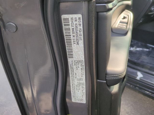 2025 Jeep Grand Cherokee GRAND CHEROKEE LAREDO X 4X2