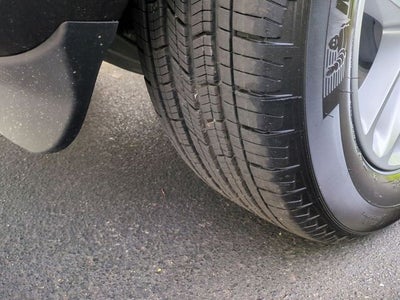 2025 Jeep Grand Cherokee GRAND CHEROKEE LAREDO X 4X2