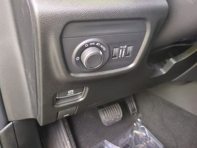 2025 Jeep Grand Cherokee GRAND CHEROKEE LAREDO X 4X2