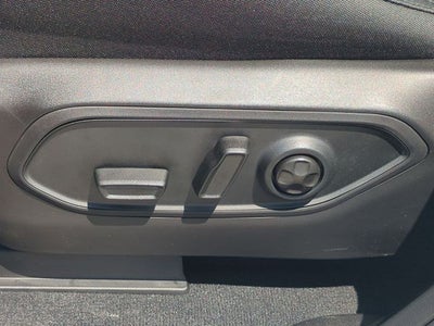2026 Jeep Grand Cherokee GRAND CHEROKEE LAREDO X 4X2