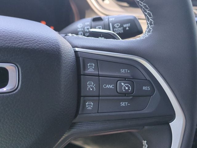 2026 Jeep Grand Cherokee GRAND CHEROKEE LAREDO X 4X2