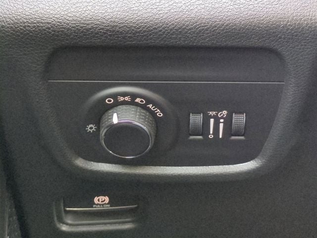 2025 Jeep Grand Cherokee GRAND CHEROKEE LAREDO X 4X2