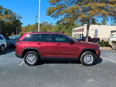 2025 Jeep Grand Cherokee GRAND CHEROKEE LAREDO X 4X2