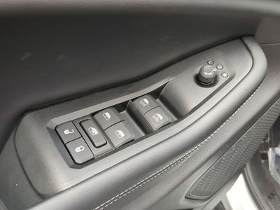 2025 Jeep Grand Cherokee GRAND CHEROKEE LAREDO X 4X2