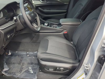 2025 Jeep Grand Cherokee GRAND CHEROKEE LAREDO X 4X2