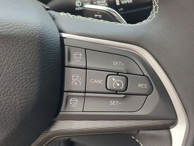 2025 Jeep Grand Cherokee GRAND CHEROKEE LAREDO X 4X2