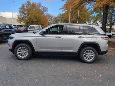 2025 Jeep Grand Cherokee GRAND CHEROKEE LAREDO X 4X2