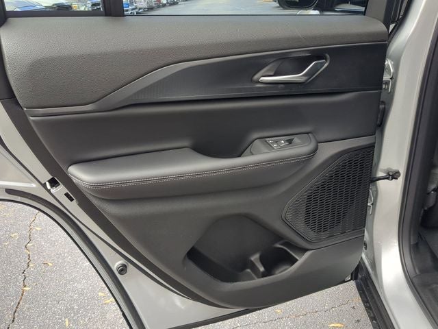 2025 Jeep Grand Cherokee GRAND CHEROKEE LAREDO X 4X2