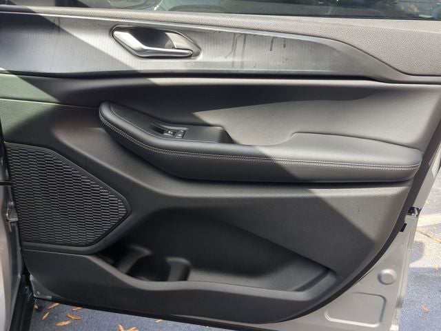 2025 Jeep Grand Cherokee GRAND CHEROKEE LAREDO X 4X2